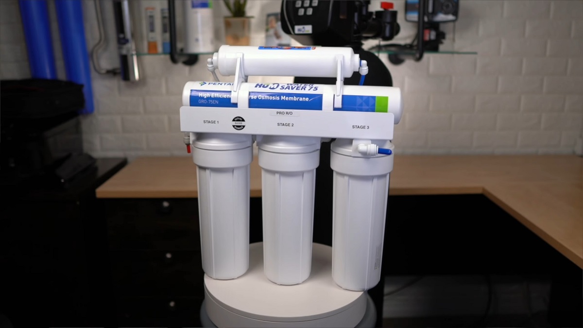 Reverse osmosis drinking water systems